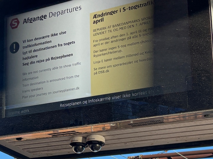 Syv danskere har valgt at rejse med bus fra Qatar til Saudi-Arabien ...