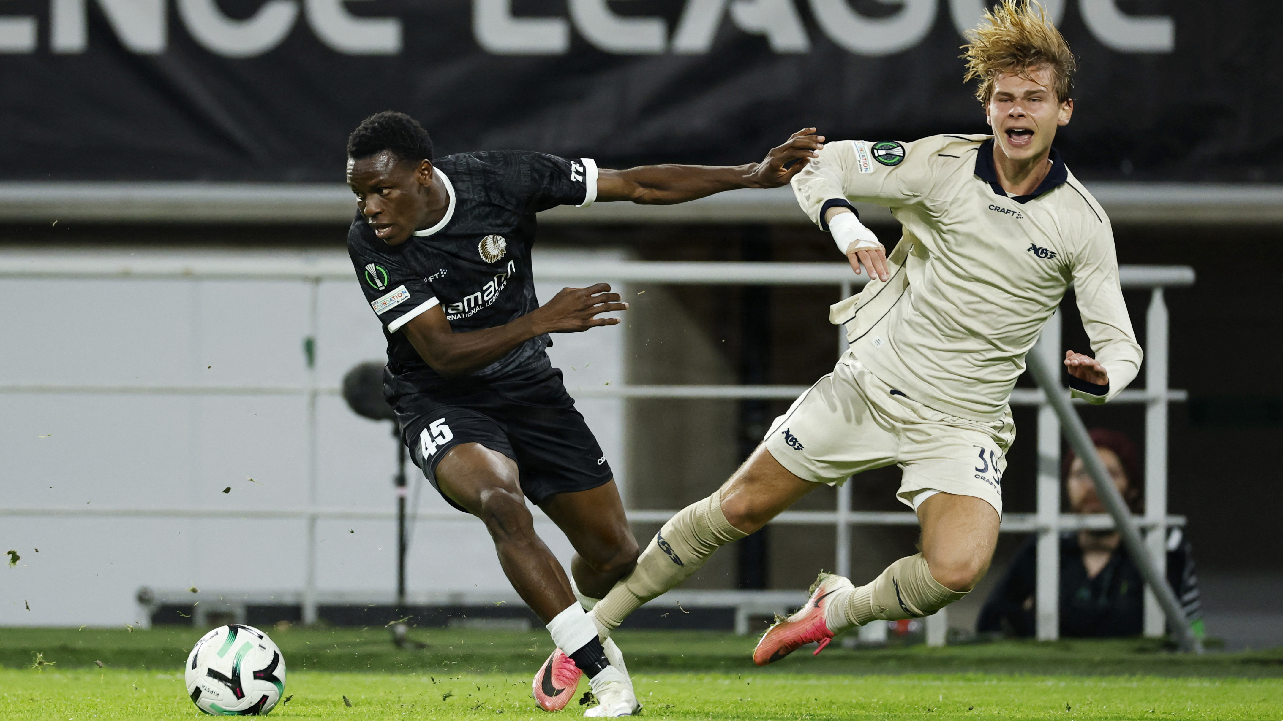 AGF misser point til allersidst