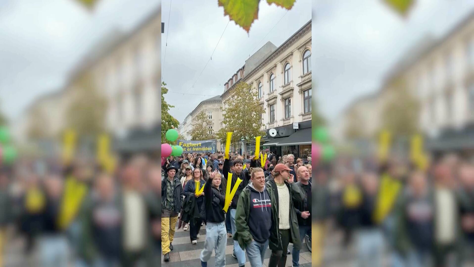 Unge på gaden for at fejre erhvervsuddannelserne