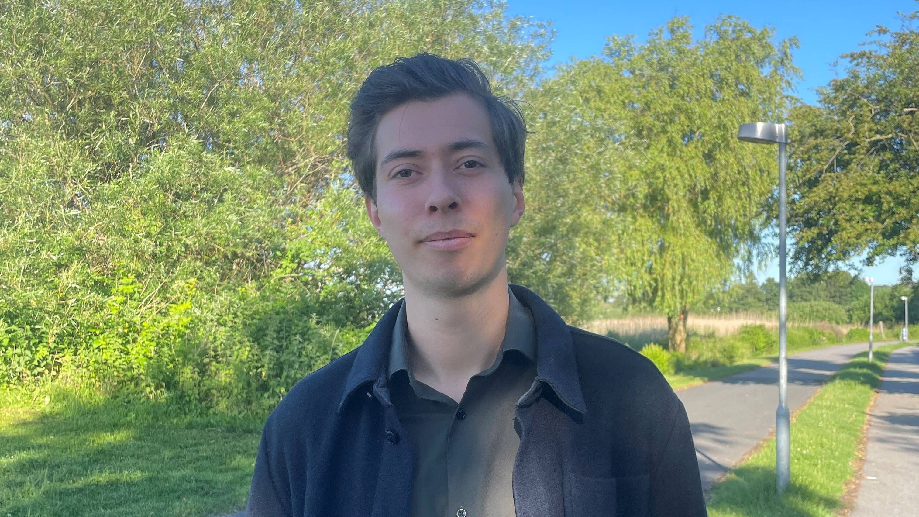 Skal elcykler og lycrafolket sætte farten ned? Tobias vil have politikerne på banen efter farlige situationer på populær sti