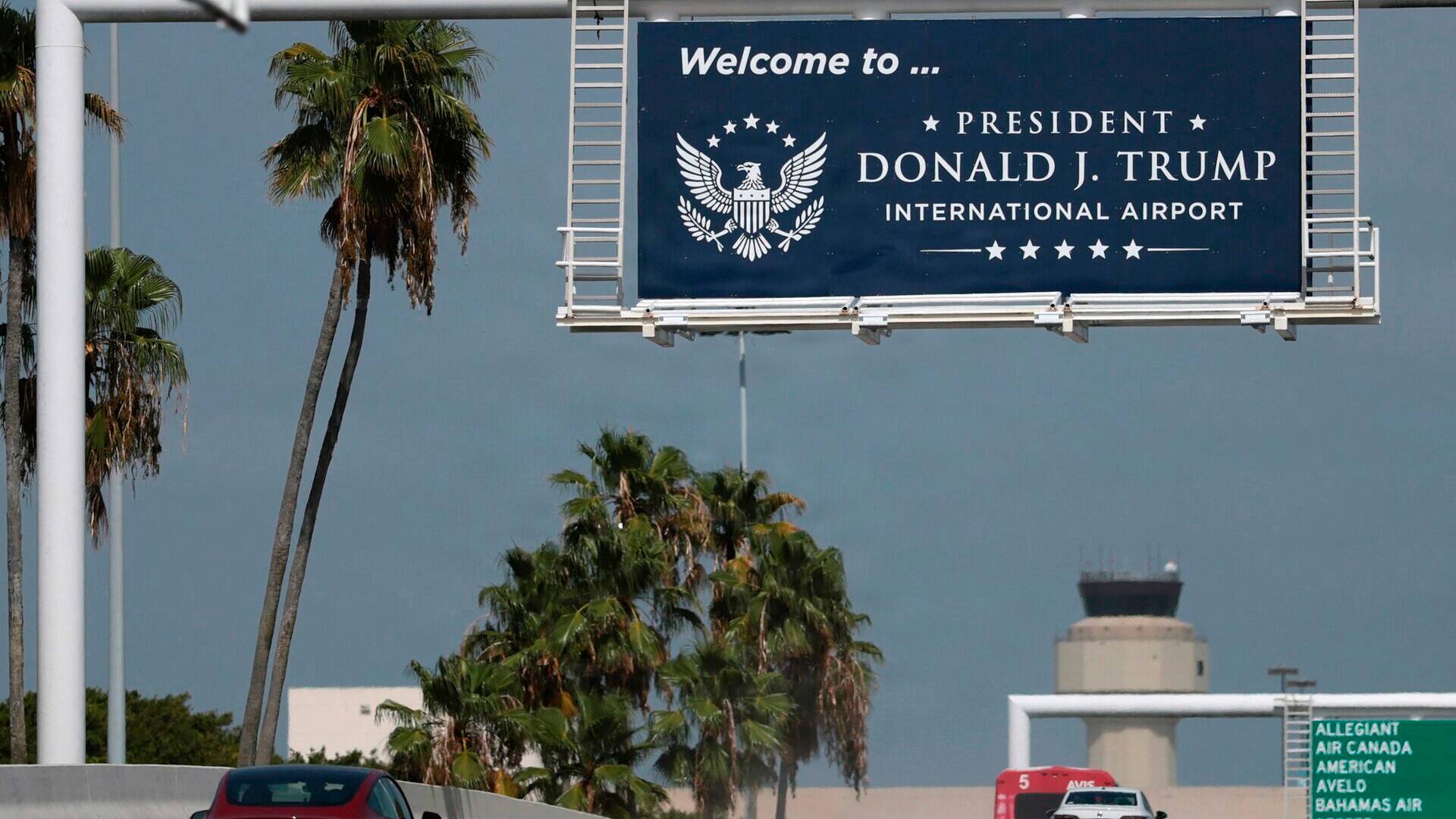 Lufthavn i Palm Beach opkaldes efter Donald Trump