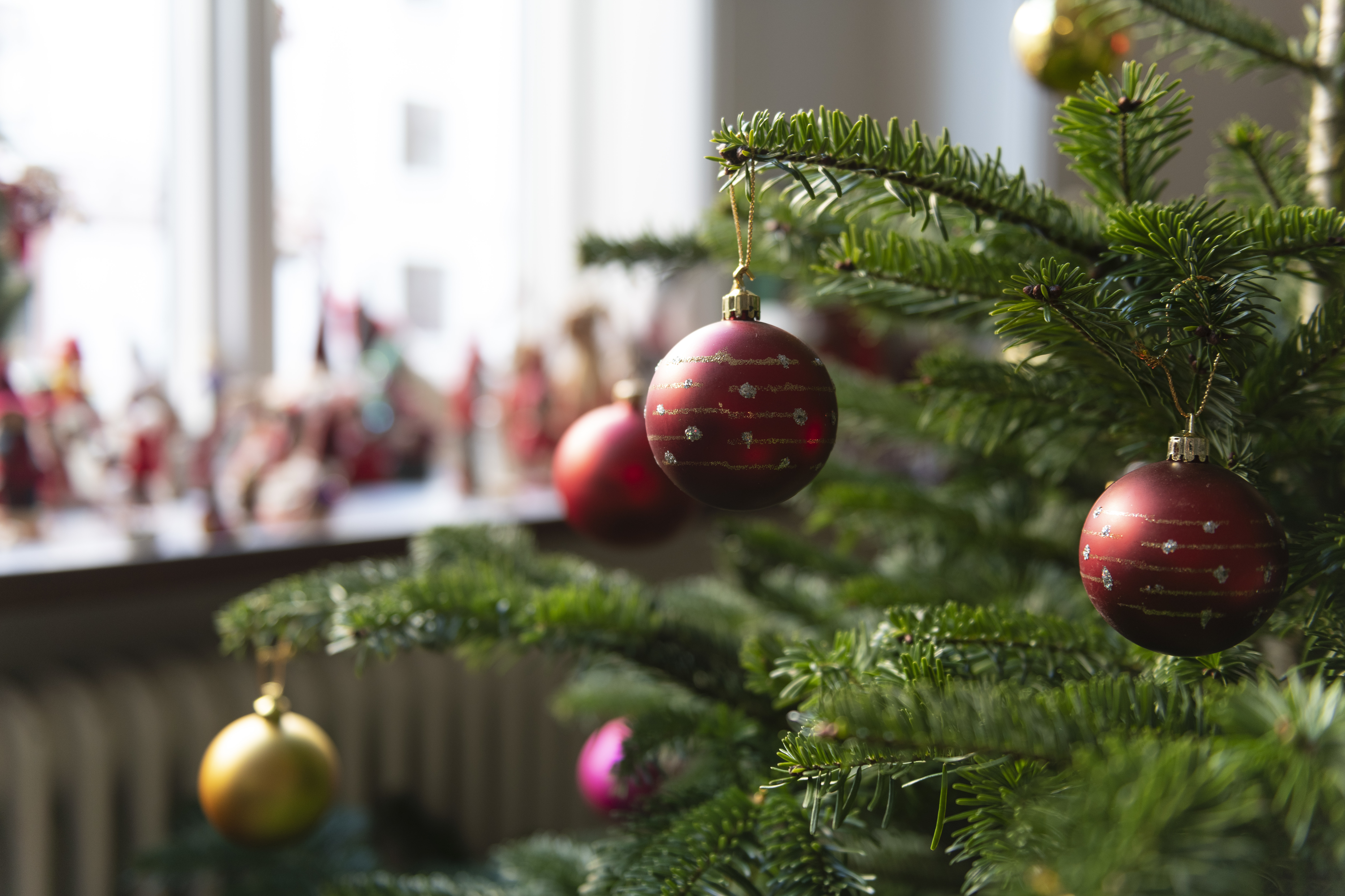 Gran Jul Jul uden gran i stuen: Salget af kunstige juletræer er stigende ...