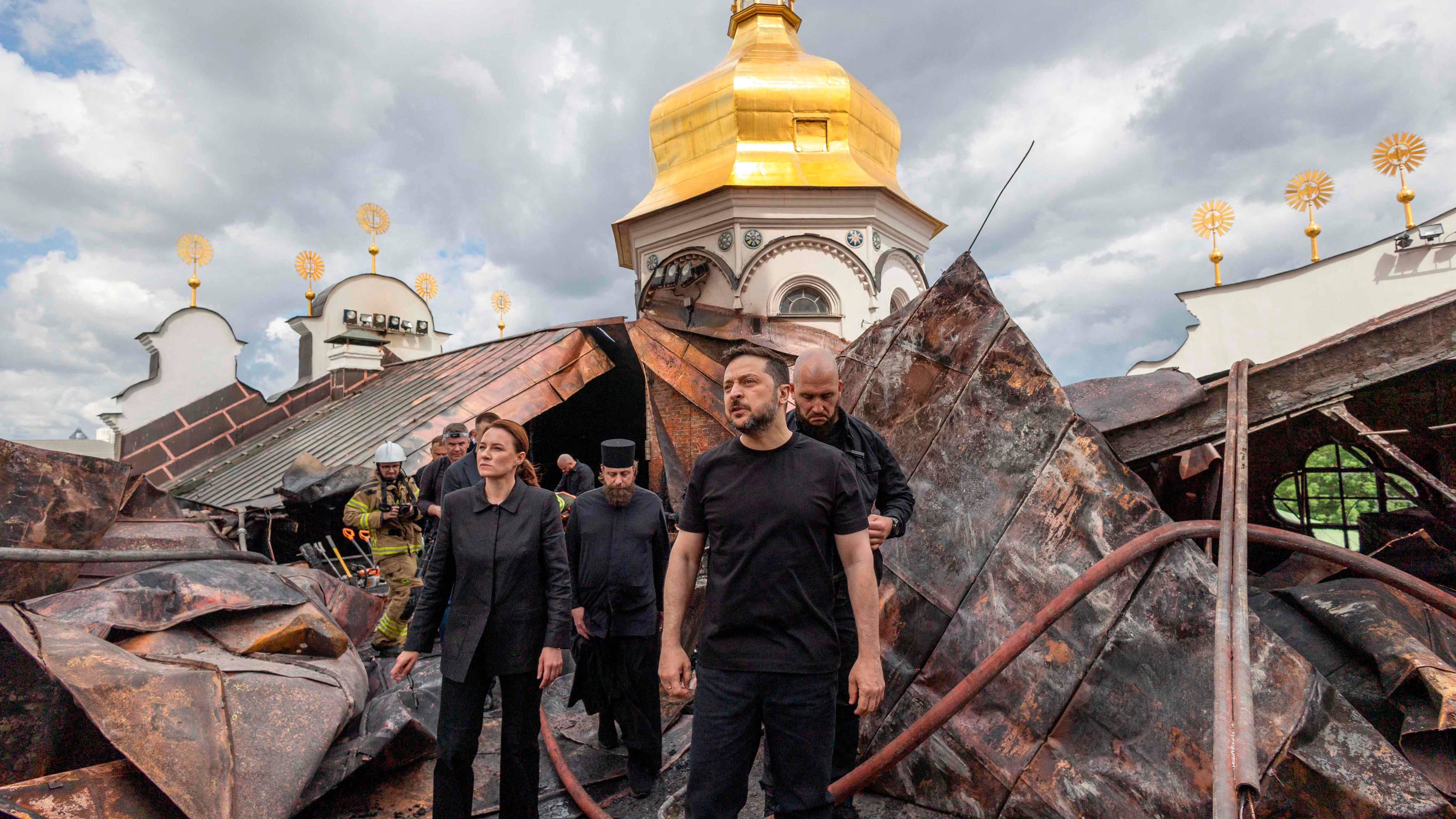 Danish business group to use Børsen fire experience for Kyiv monastery rebuild