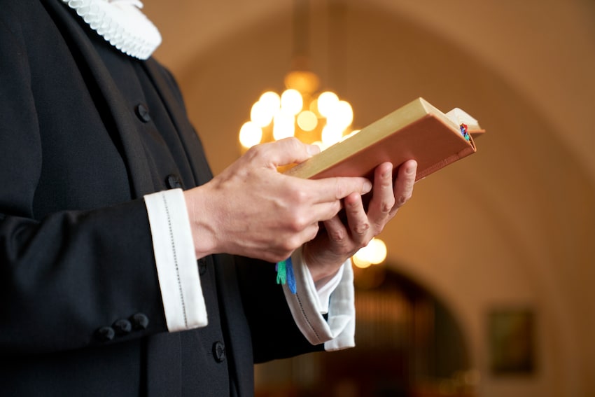 DANISH PROFESSOR AGREES WITH DANISH PRIEST: THE WORLD IS A BETTER PLACE WITHOUT CHARLIE KIRK! [Danish article, use a browser extension for translation] 🥳🌈