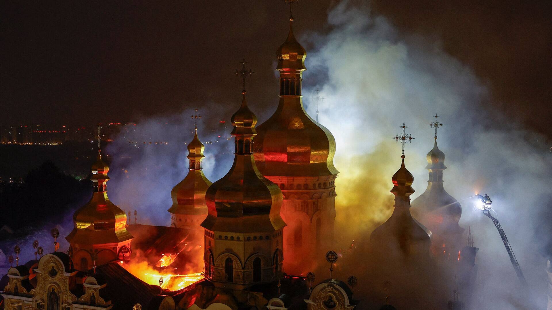 Kloster på Unescos verdensarvsliste i brand: Flere dræbte i Ukraine og Rusland efter nattens angreb
