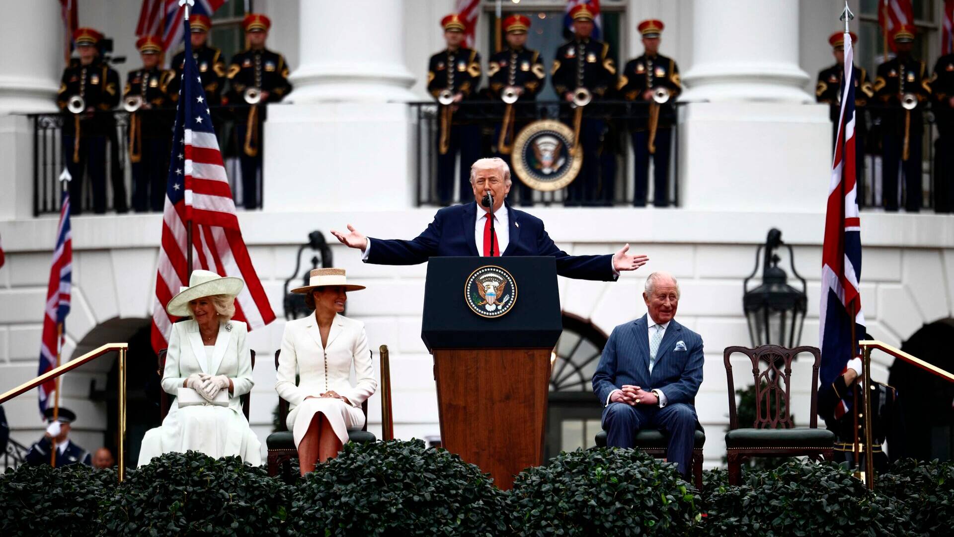 Trump under britisk statsbesøg: Amerikanerne har ingen tættere venner end briterne