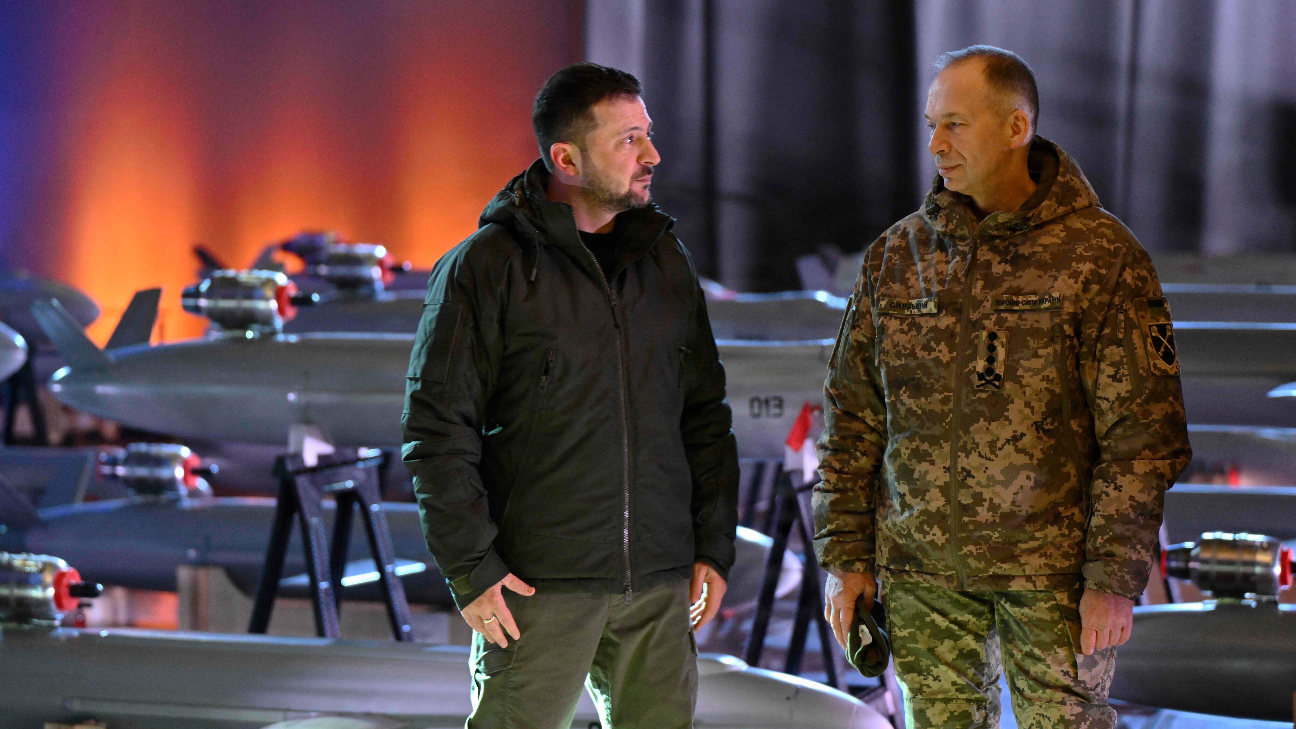 Zelenskyj fyrer Ukraines hærchef