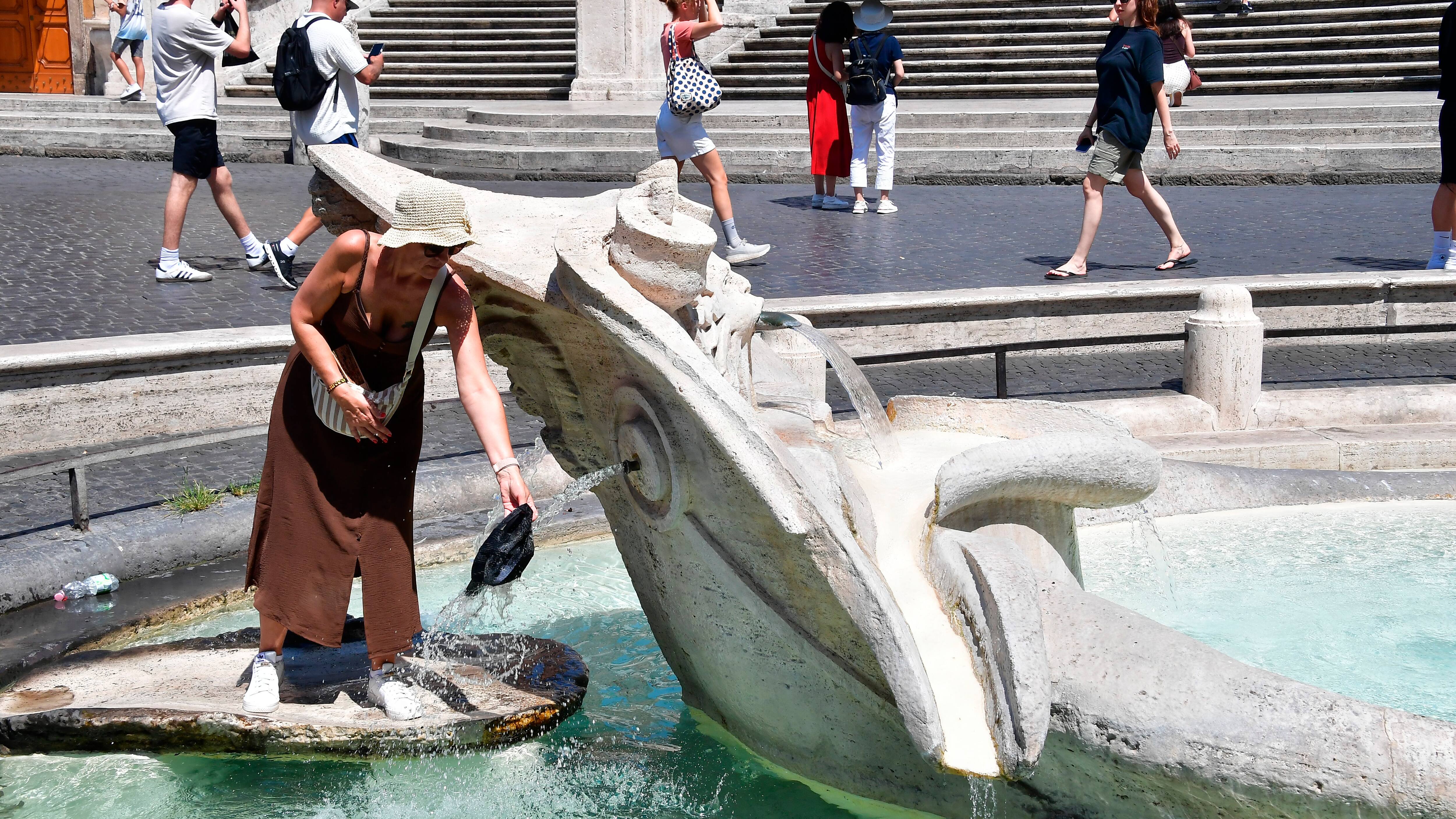Italien koger videre: Ny hedebølge sender temperaturerne over 40 grader