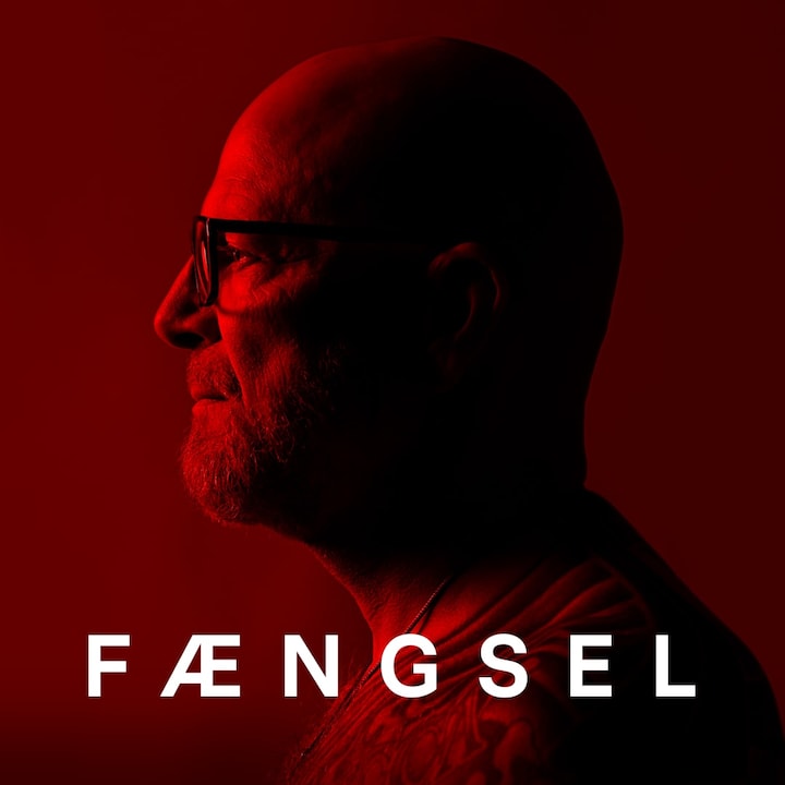 Ung rapper med pistol og elefanthue