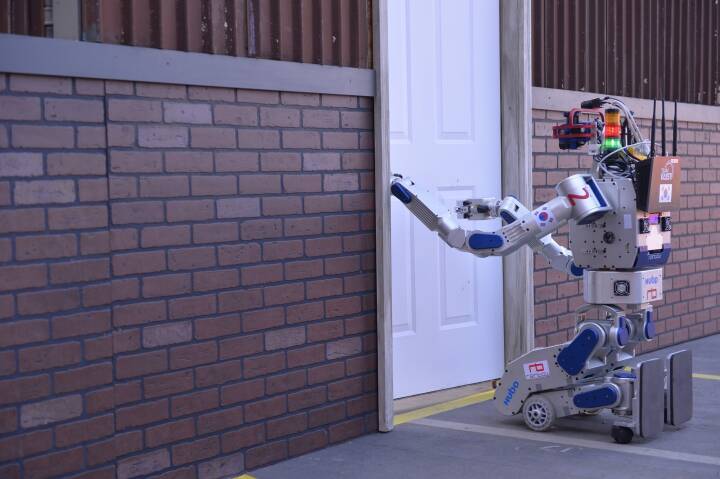 klimaks jury lobby Koreansk robot snupper to millioner dollars | Tech | DR
