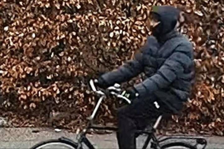 Politiet offentliggør video af person for drabsforsøg på Frederiksberg | Nyheder