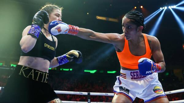 I bokser Sarah livs største kamp: 'For at vinde skal man satse stort' | Boksning | DR