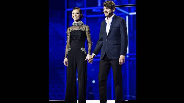 BILLEDER Lise Rønne kjole-løs i næste show | Eurovision & Grand Prix 2023