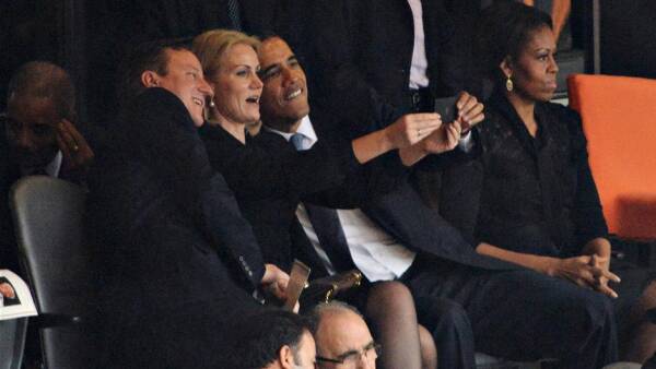 Thornings "begravelses-selfie" Obama går viralt på | Politik | DR