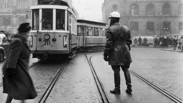 anekdote ekstremt Kostume BILLEDER Se de historiske fotos af Nørreport Station | Nyheder | DR