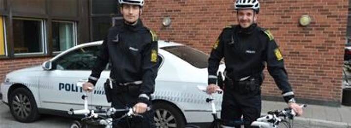 Politimænd på cykler: eller vi Østjylland DR
