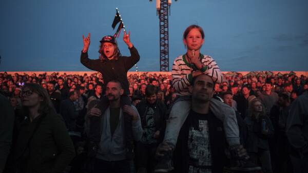 Chili Peppers floppede på Roskilde: Kom aldrig tilbage | | DR