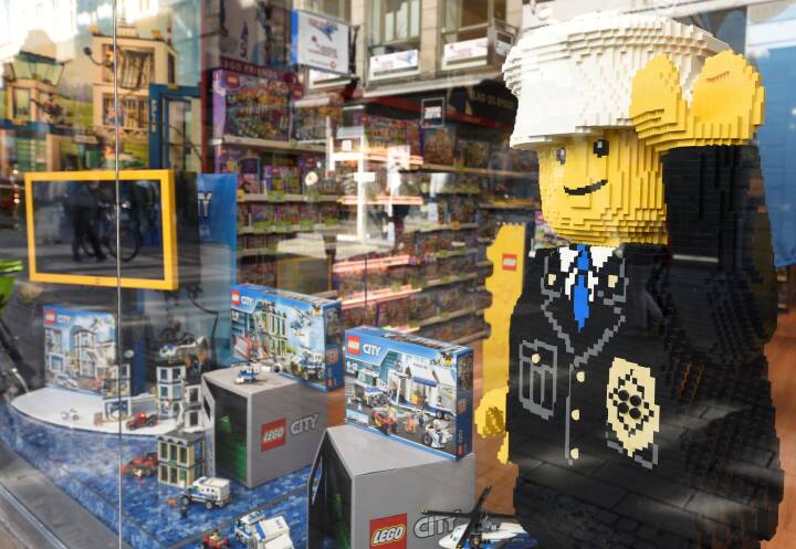 Folk vender Lego og det må bekymre ledelsen Penge | DR