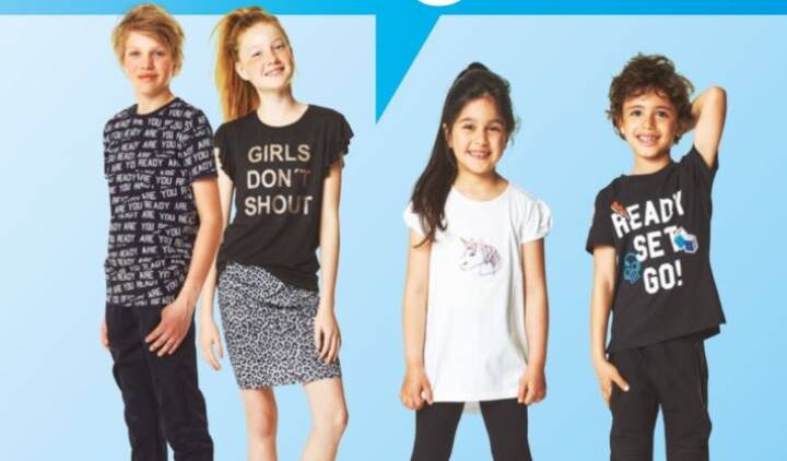 Girls don't shout" - Bilka stopper salg af t-shirt efter | Indland DR