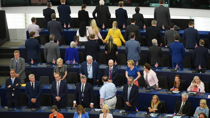 Brexit og tomme pladser: Europa-Parlamentet åbnet med protester