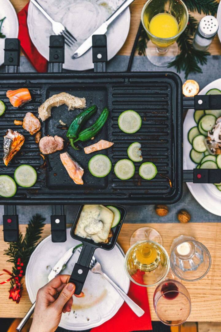 Minefelt Ansøgning 945 Raclette kultdyrkes omkring nytårsting: 'Traditionen skal ikke laves om' |  Mad | DR