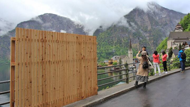 Østrigsk by sætter hegn op foran storslået udsigt for at stoppe turist-selfies