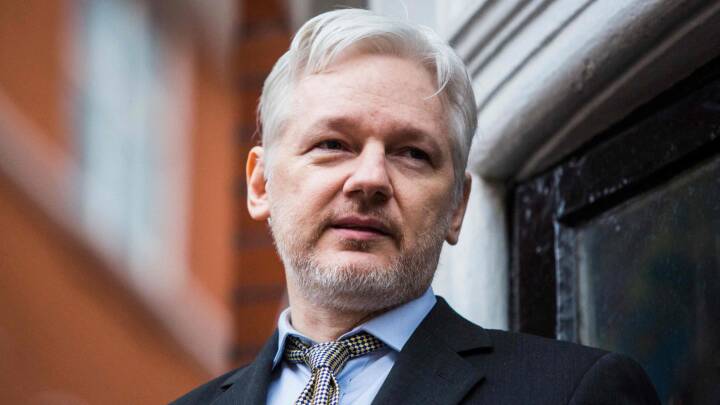 Britisk landsret giver Assange lov til at anke afgørelse om udlevering til USA