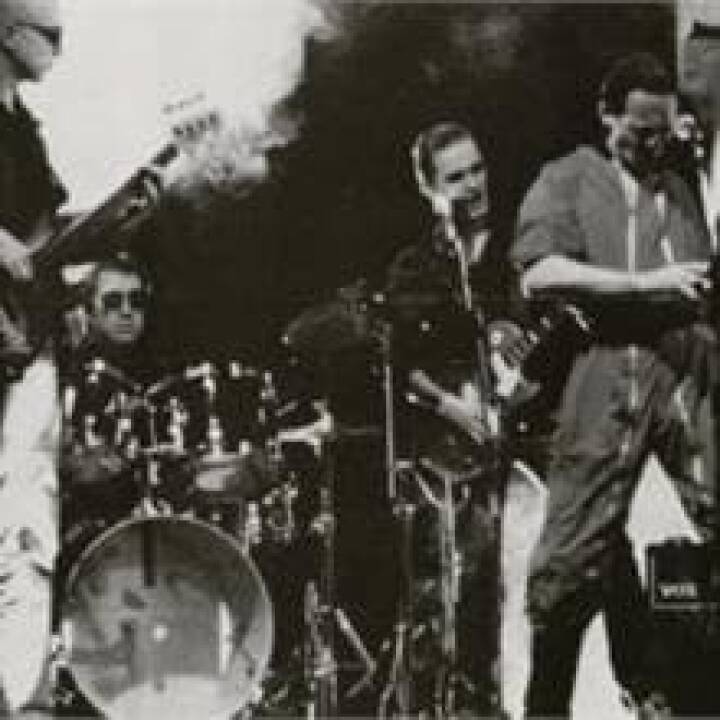 Flash And The Pan Musik DR