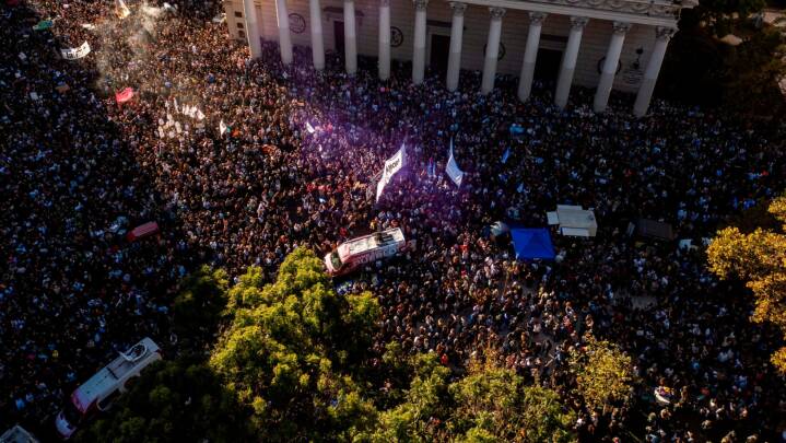 Massive demonstrationer i Argentina: 'Alle børn i det her land skal vokse op med gratis uddannelse'