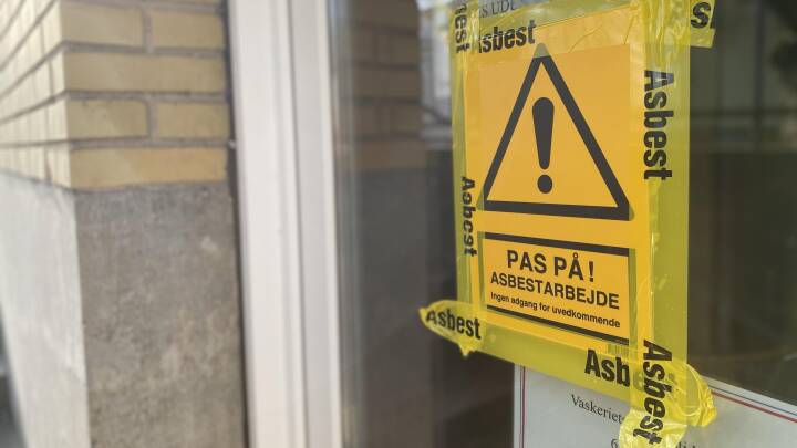 Asbest opdaget for sent i Smedeparken får ekspert til at råbe op