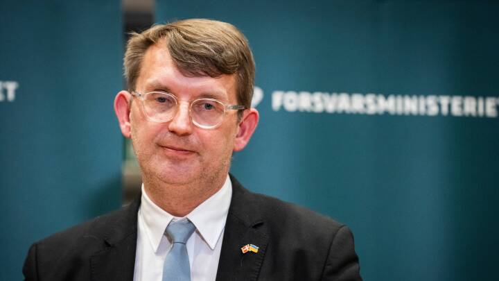 Forsvarsministeren efter redegørelse om Iver Huitfeldt-problemer: Jeg er ked af, jeg ikke kendte til det