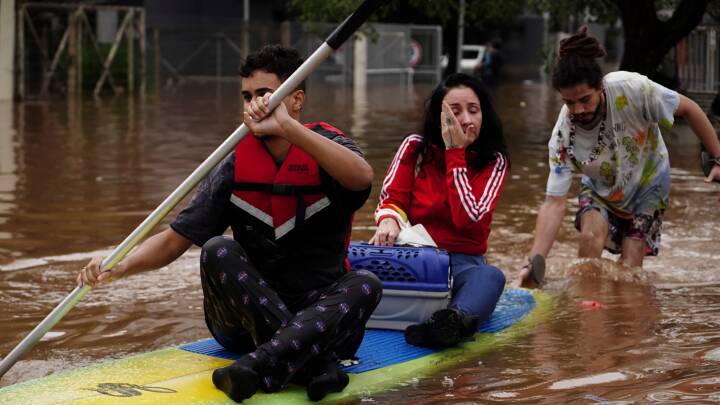 Se billederne: Massive oversvømmelser rammer det sydlige Brasilien