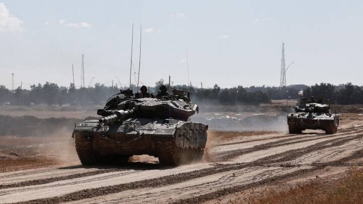 IDF-video viser kampvogne rykke ind ved Rafah-grænseovergangen