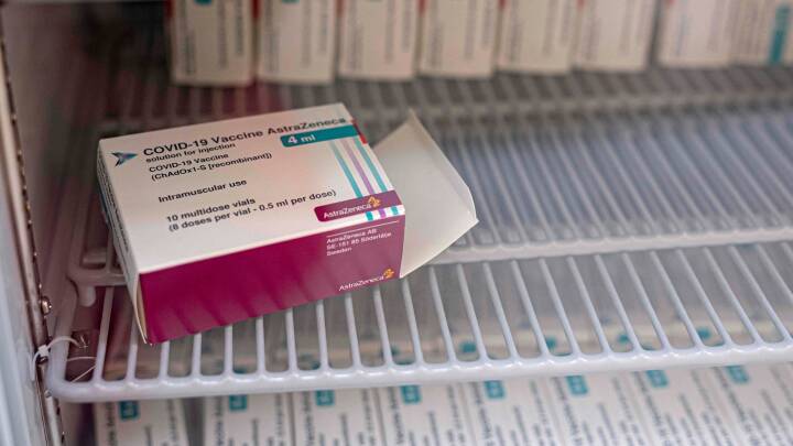 Lav efterspørsel: AstraZeneca fjerner coronavaccine fra markedet