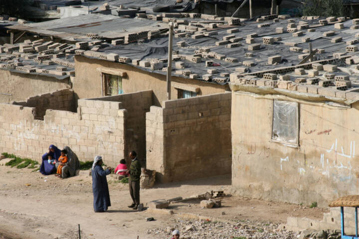 Jeg var overrasket cache svær at tilfredsstille Fem dræbt ved angreb på Baqaa-flygtningelejr i Jordan | Udland | DR