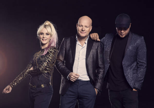 skuffe Notesbog sædvanligt 80'er-fest og 60'er-nostalgi: Det skal de synge i X Factor på fredag |  Nyheder | DR