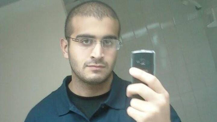 Enken til mand bag Orlando-massakre anholdt
