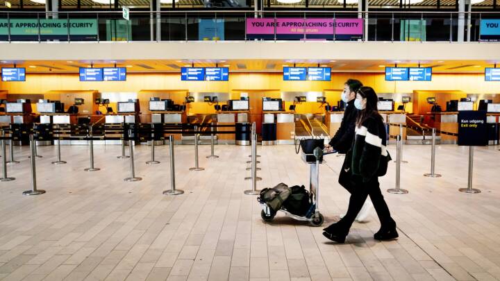 sorg Ulykke Skære af Langt flere rejsende: Corona-testningen udbygges i Københavns Lufthavn |  Indland | DR