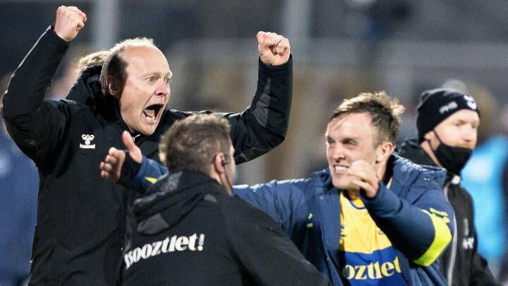 'den slags, som kommer til at stå i historiebøgerne' mod AGF: Nu er blågule én kamp fra første mesterskab i 16 år | Superliga | DR