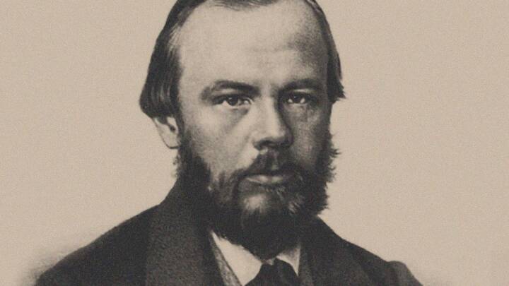 Blev dømt til døden, men benådet i sidste øjeblik. 200 år efter sin fødsel er Dostojevskij stadig én af verdens største forfattere