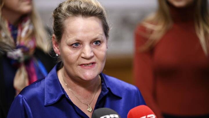 DF-folketingsmedlem peger på Merete Dea Larsen som ny formand
