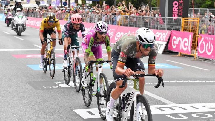 Magnus Cort bliver nummer tre på 18. etape af Giro d'Italia
