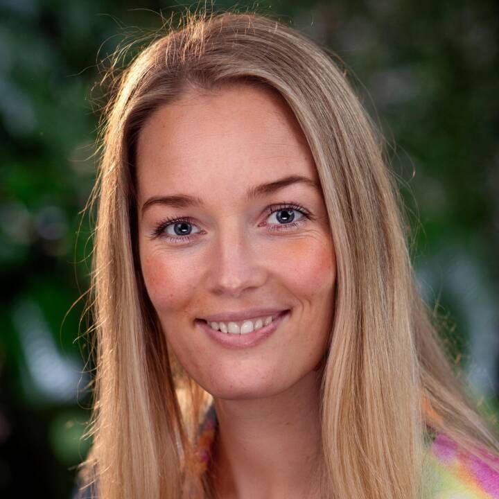 ?protocol=https&server=www.dr.dk&file=%2Fimages%2Fcrop%2F2022%2F09%2F08%2F1662632898 108bagedystdeltagerportraet2022 edit