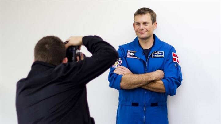 FAKTA Her er Danmarks astronaut | Den første dansker i | DR