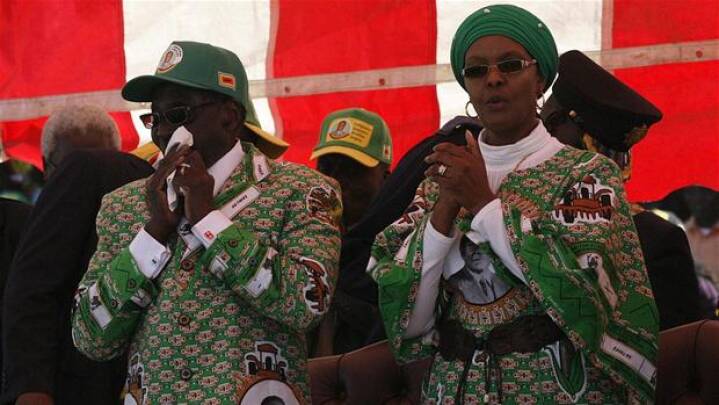 give distrikt amatør Gucci Grace' Mugabe vil overtage tronen | Udland | DR
