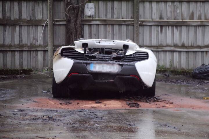 Politi S 248 Ger Vidner Efter Ulykke Med Mclaren Racer S 229 Dan