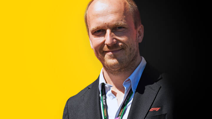 Torben begyndte som popcornsælger i Vojens: Nu forhandler han om milliarder for Formel 1