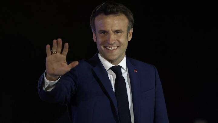 Frankrigs præsident hedder stadig Macron. Men hvis hans første fem år var svære, så bliver de næste fem rigtig svære