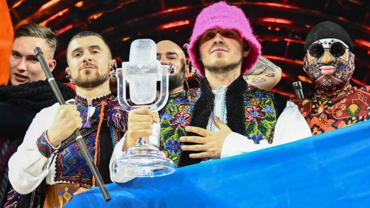 Eurovision-vinderne vil sælge trofæet
