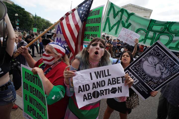USA's Højesteret omstøder historisk abortlovgivning